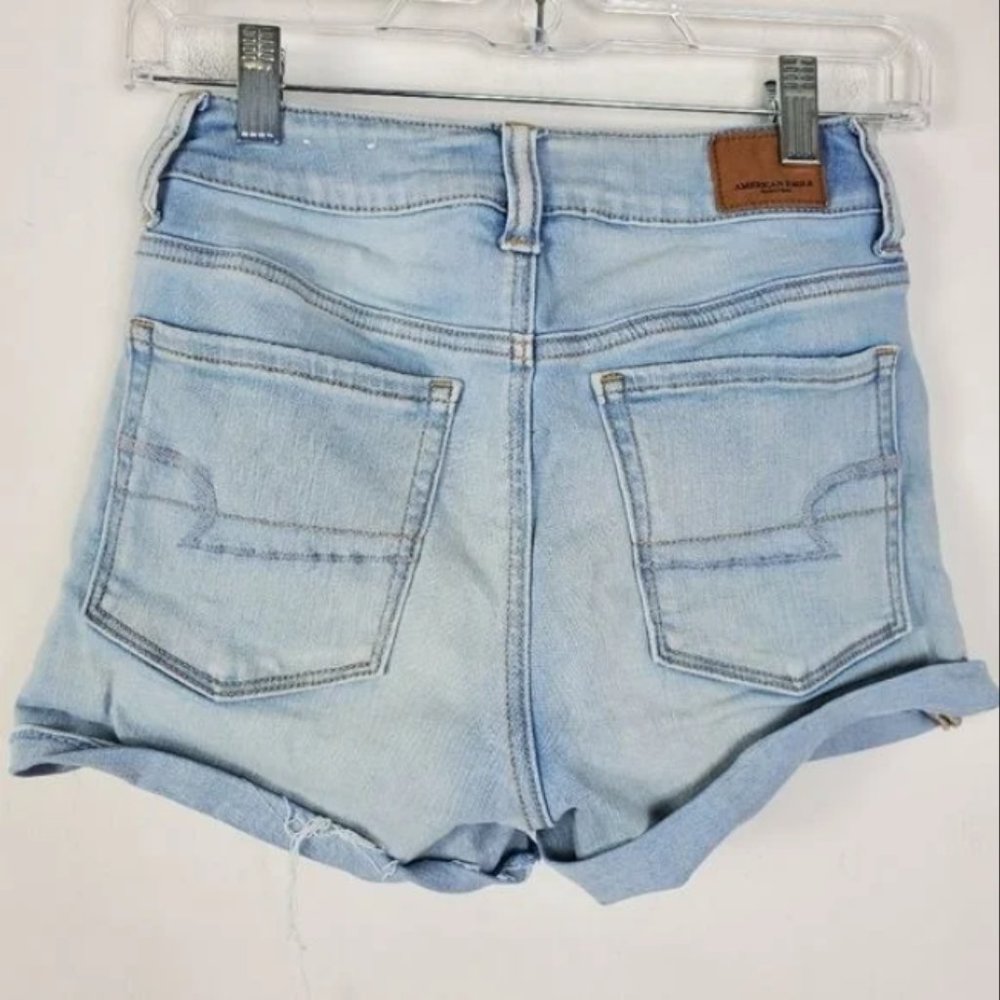 American Eagle Hi Rise Shortie Jean Short Womens Size 2 Light Wash Next Level - Picture 3 of 4